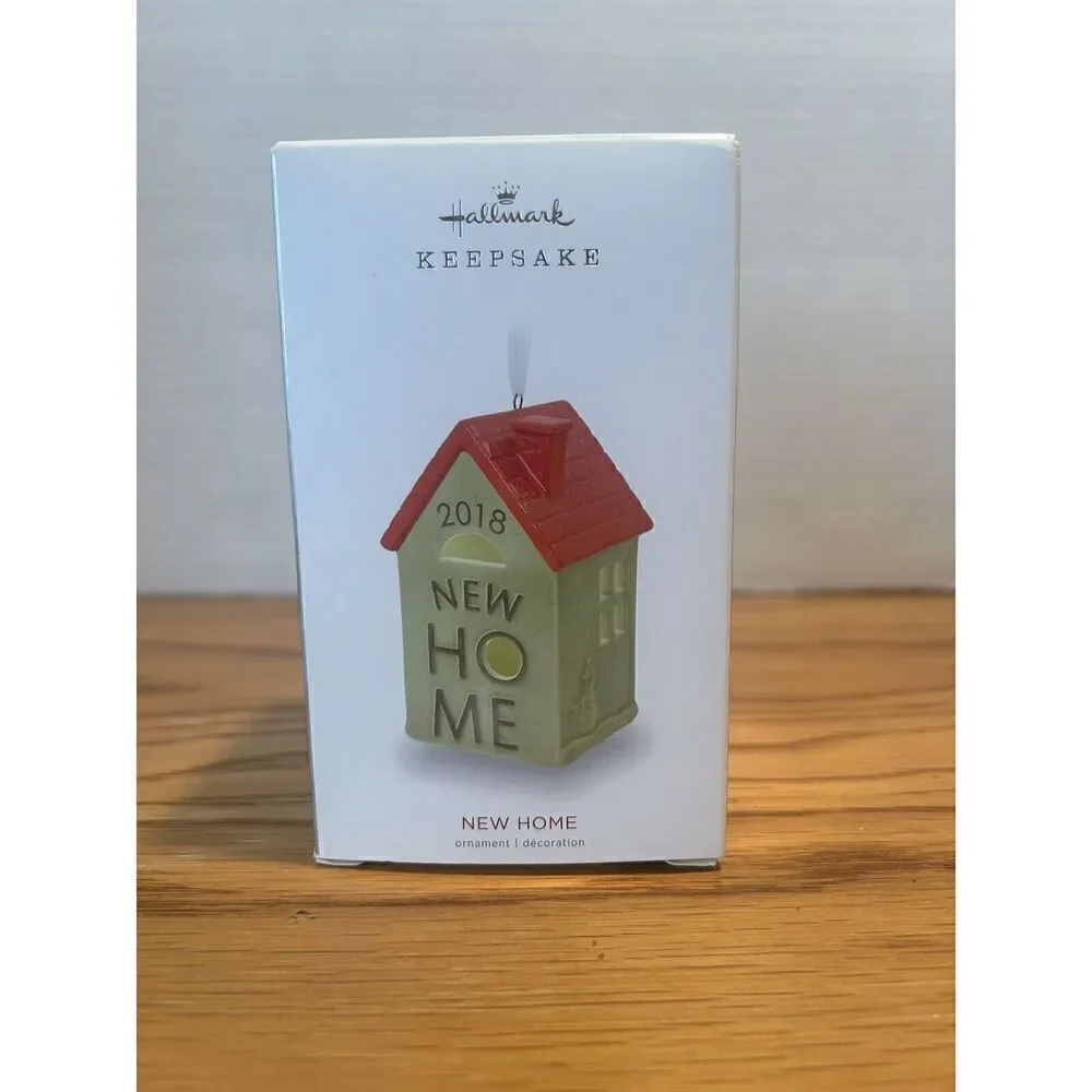 2018 Hallmark Keepsake Christmas Ornament New Home House Ceramic Lights Up